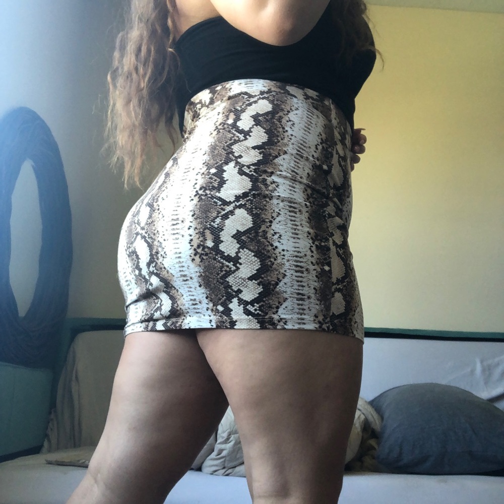 Sexy snake skin print miniskirt ❤️